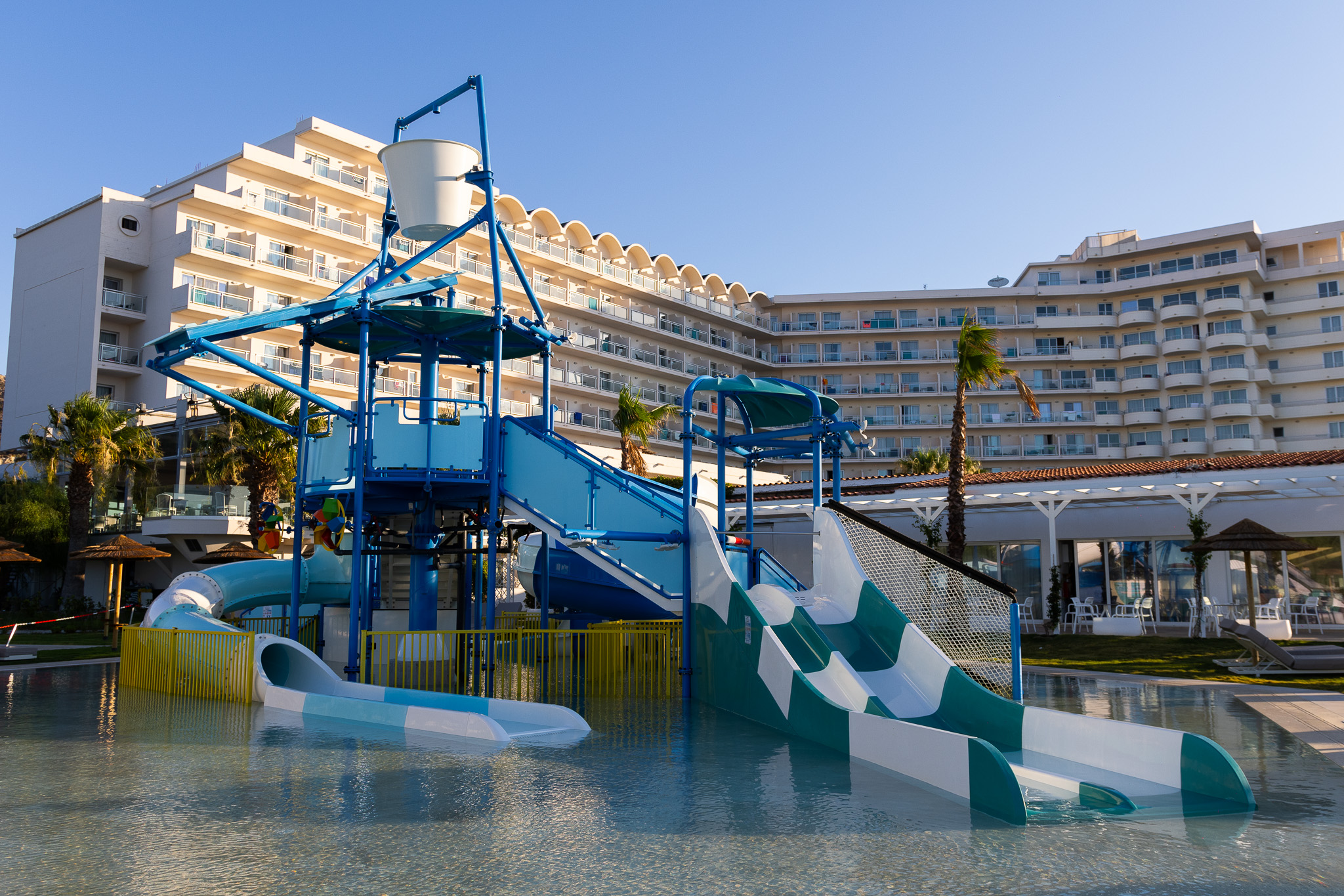 PEGASOS DELUXE BEACH HOTEL